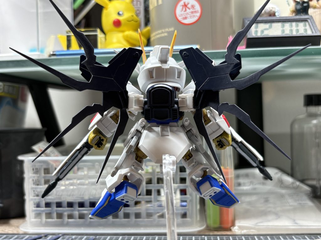 ドラグーンを切り離したり、肉抜き穴埋めしたり。