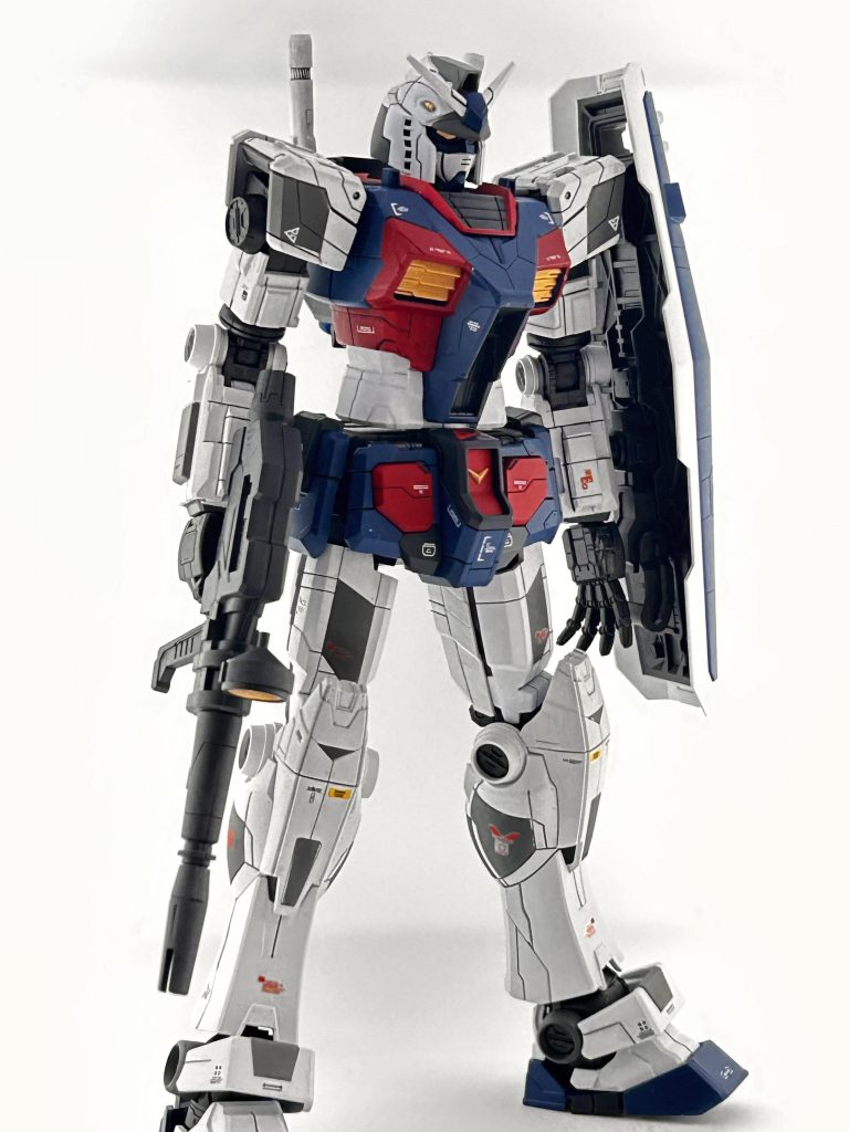 胸部ダクト等、ちょいちょいゴールドで塗ってます。