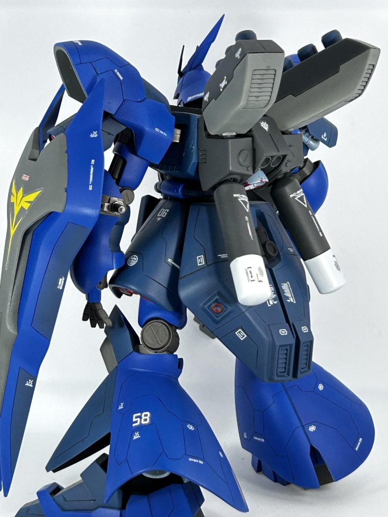 メインカラーの青は狙い通りいけました😙