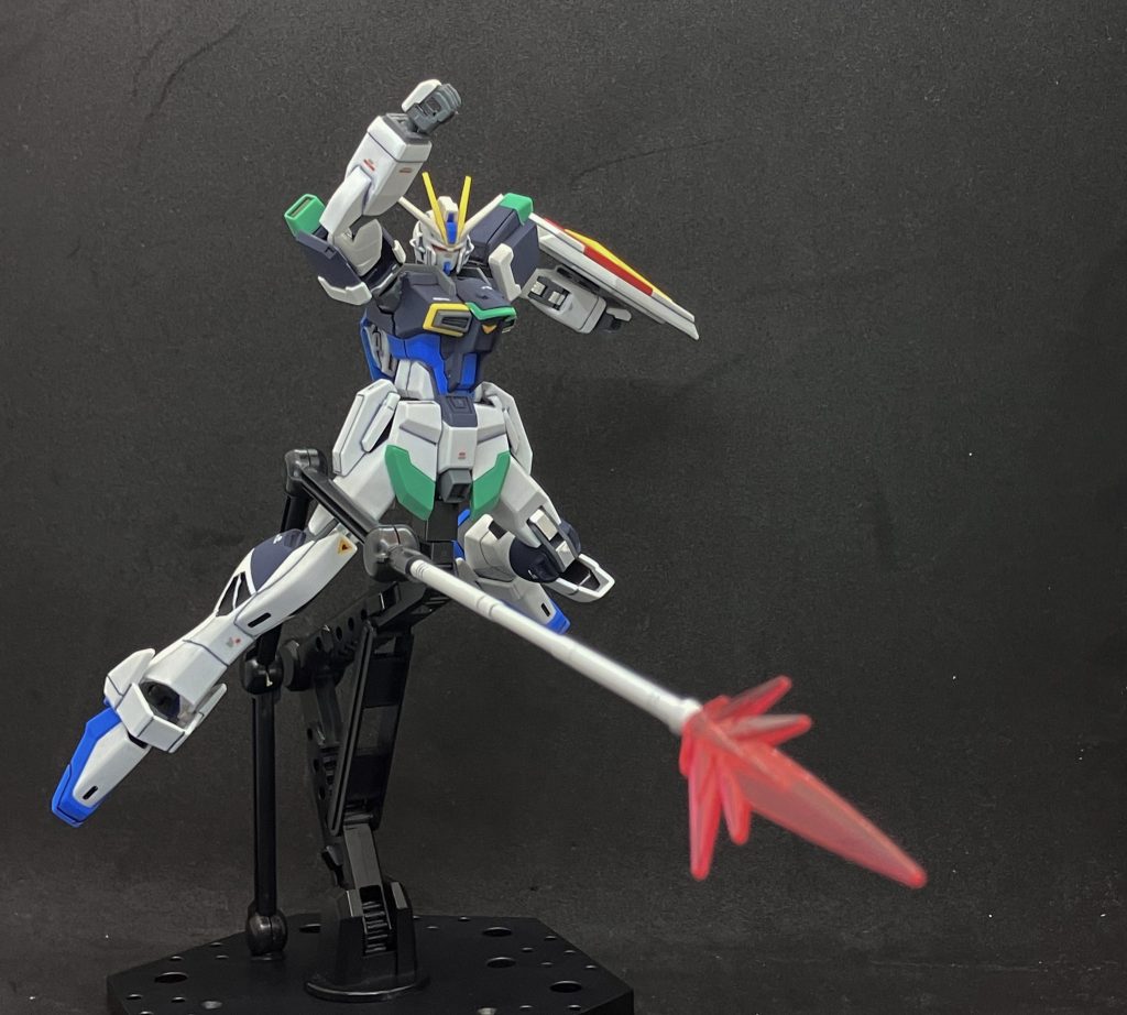 アビスに引導を渡したジャベリン投げ。ビームエフェクトも迫力あります。