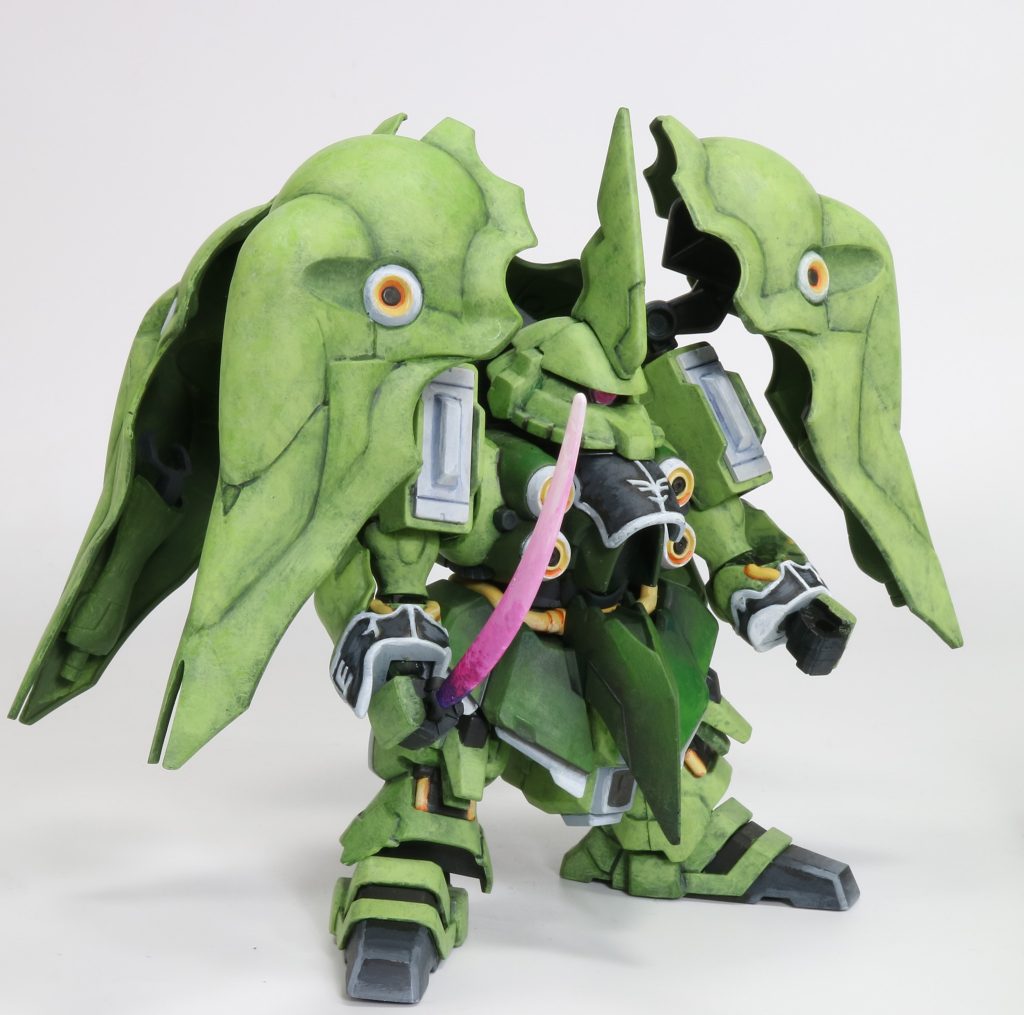 顔をじっくりマジマジと見たらゲルググに似てますね。