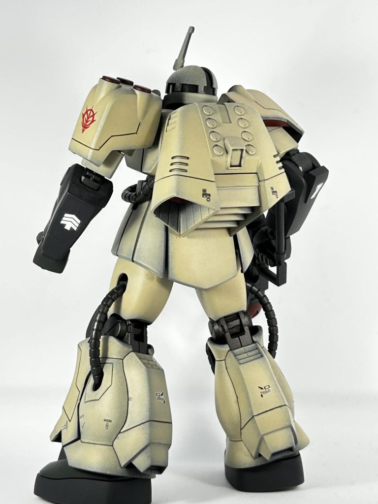 バックパックのフィン(？)はカットしました😚8個の丸ポッチは塗り分ければよかった😩