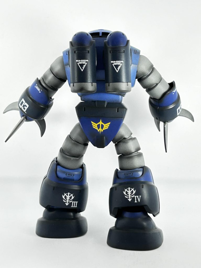 お尻のデカール、大きすぎですね〜😂