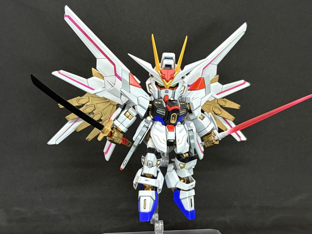 バックパックごと交換しなきゃですが、プラウドディフェンダーもちゃんと装備出来ます。