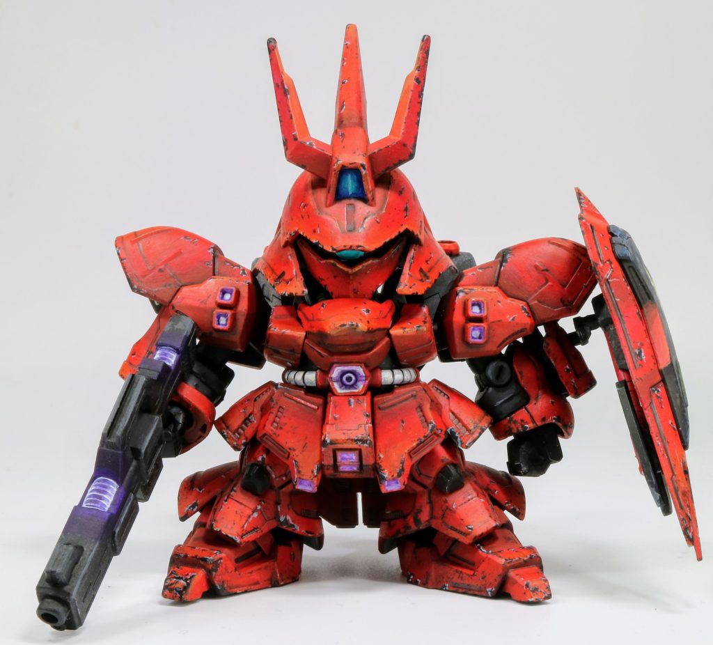 蛍光塗料は使って無いのですが、紫色ってかなり光って見えますね。不思議