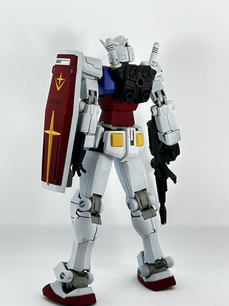 シールドは小さいですね😅