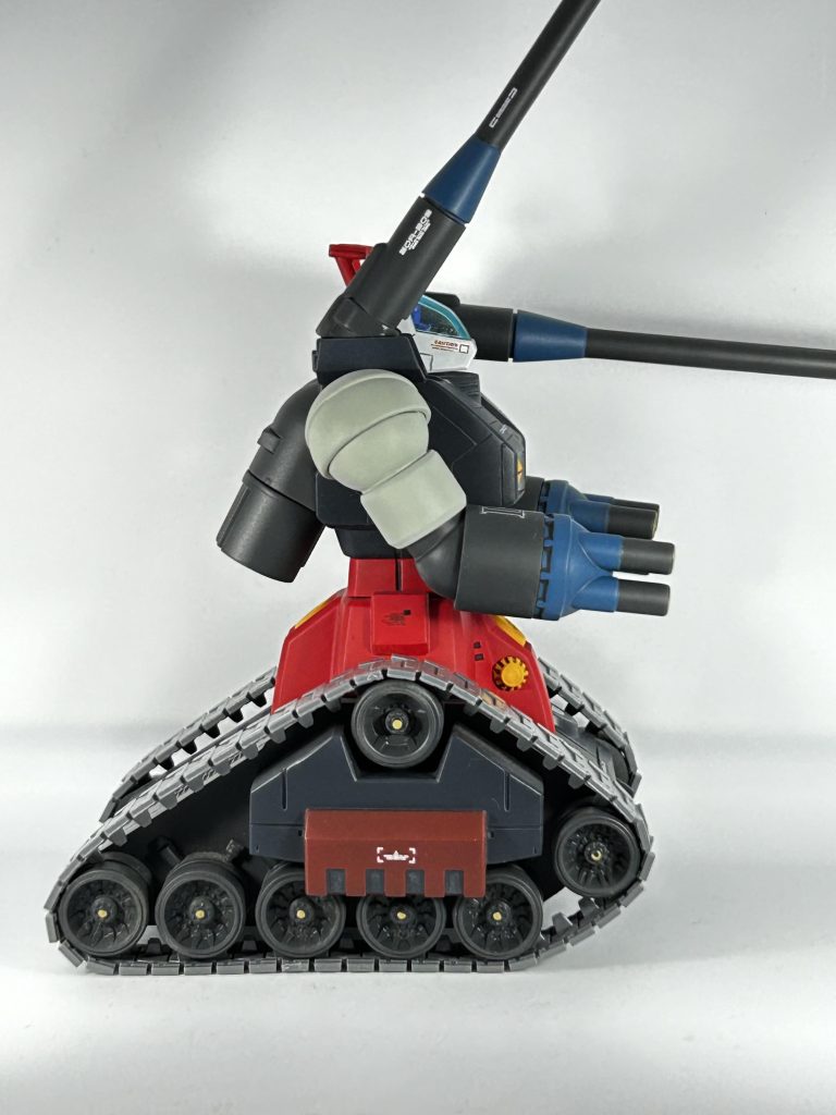 確かホイールのジョイントが何箇所か折れて、接着した記憶が蘇って参りました🤭