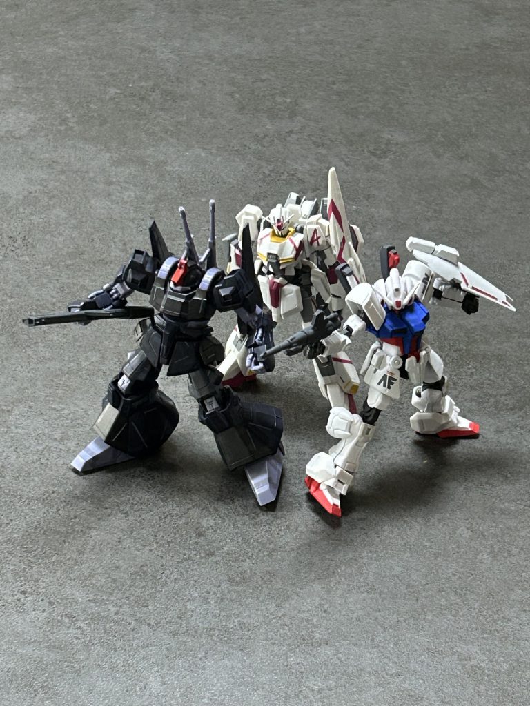 エゥーゴ小隊–3枚目/制作者:ペケペケ