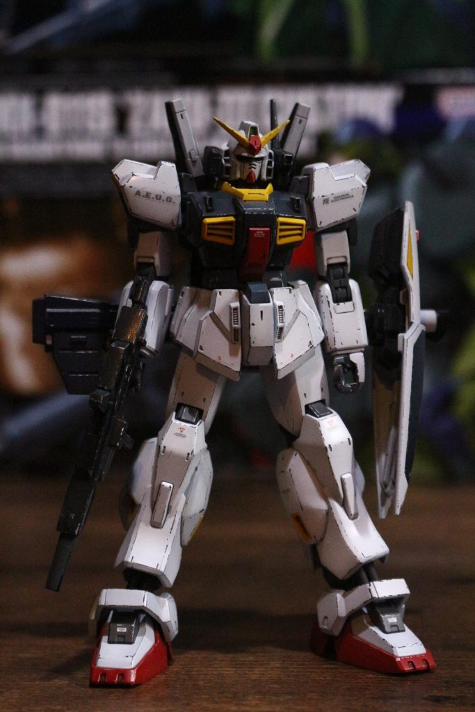 塗装に関してはグレデーションを使うと効果的な表現が可能なのですが（全体的にトーンダウンしてしまうので）あえて基本色のみで塗装しました。