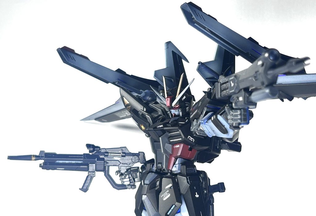 2連装リニアガン形状がバラエーナに似ていて非常に好みです。