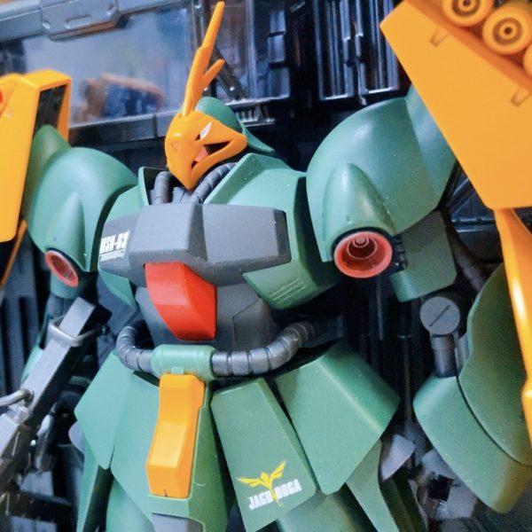 ヤクトドーガギュネイ機