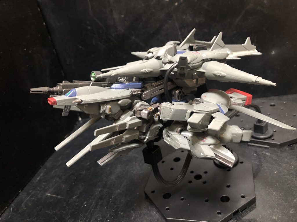 側面。もはやMSかどうかわかんない形態です。