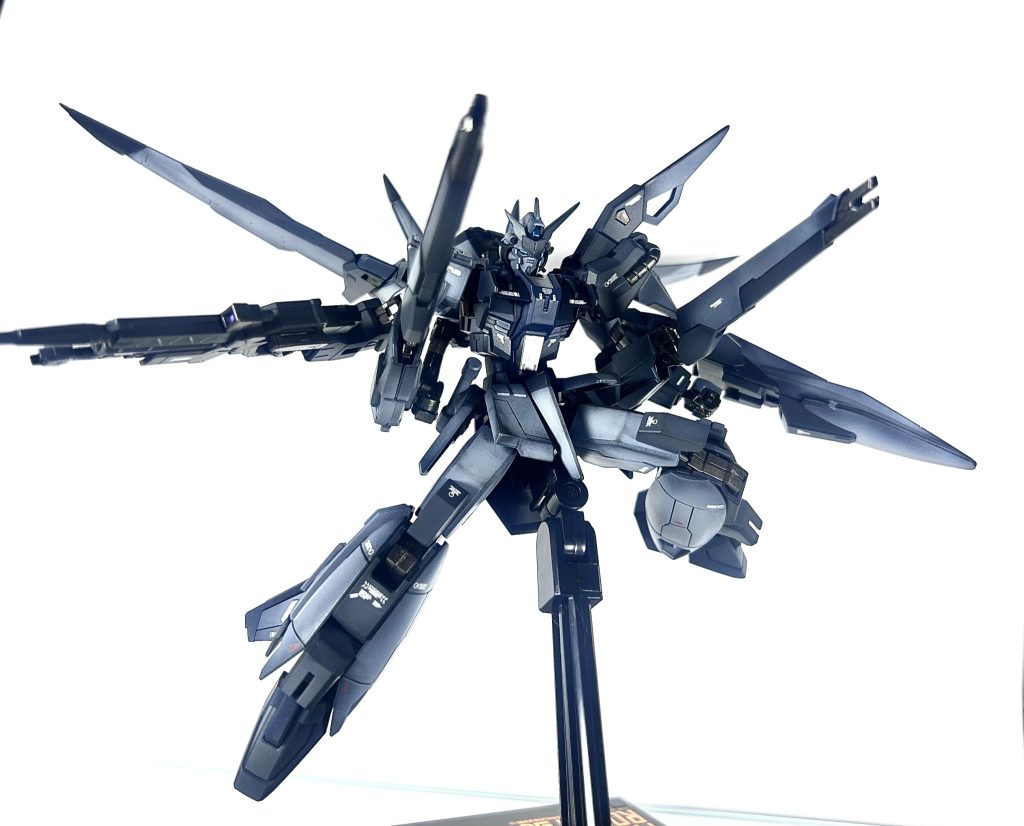 73F式改 高エネルギービーム砲腰から構えるデカいビーム砲やレールガンはSEEDらしくて好きですね。最高です。