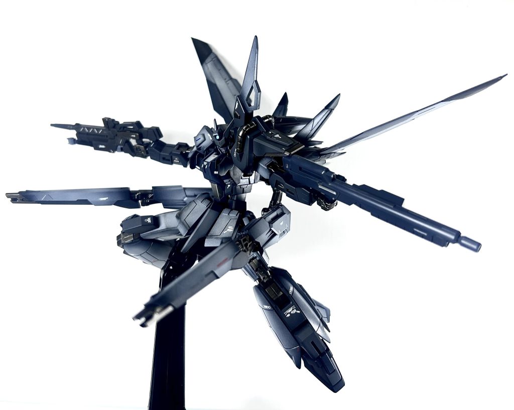 乱れ撃ってフィニッシュ!オーブ技術をぶち込んだハウメアさん完全にカラーはGジェネエターナルのムラサメ飛行試験のやつです、白状します笑そこからオリジナル要素を入れてみました!今回も楽しく組むことができました。以上です、ありがとうございました✨