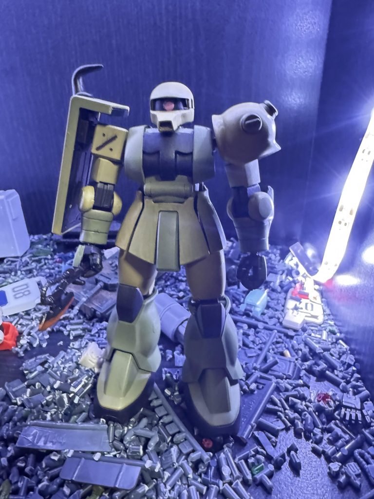 よしでできました！と見せたら色が違うもっと茶色だと言われたので、再度筆塗りしました。