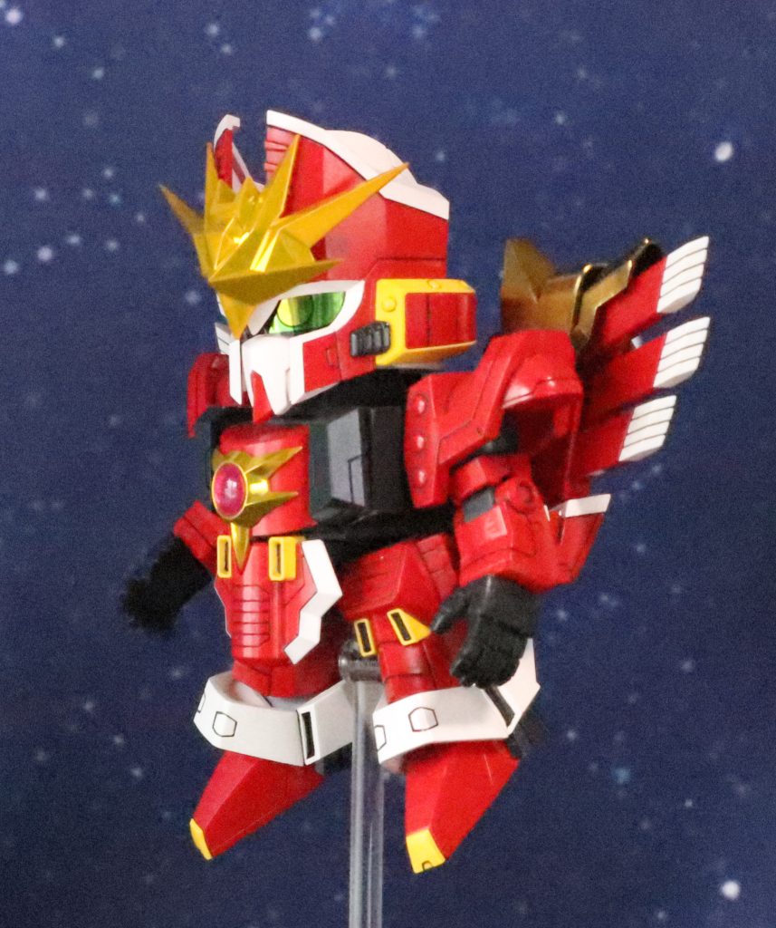 カオスガイヤーに付属の冠パーツも装着した状態。ご覧いただき、ありがとうございます。 