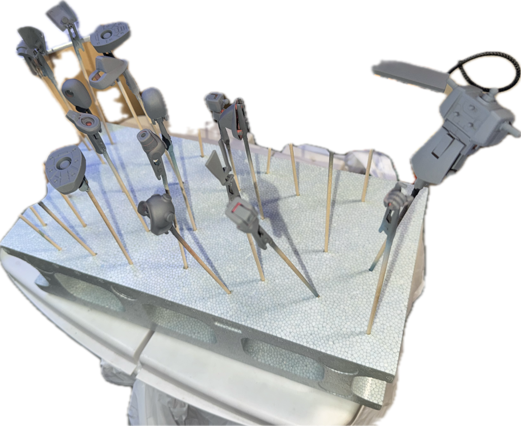 下地処理とサフを吹いて、調色して筆塗りします。