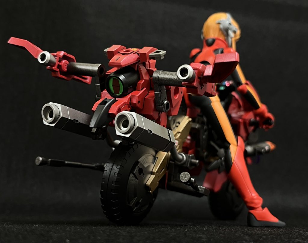 多少傾けても、片足でしっかりと支えられるのが凄いと思いました。