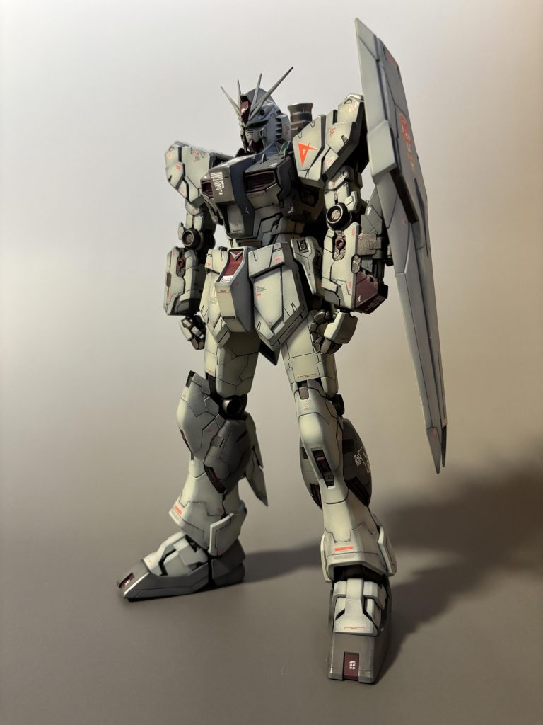 MG 1/100 RX-93 νGUNDAM（ニューガンダム）Ver.Ka–3枚目/制作者：kiyo