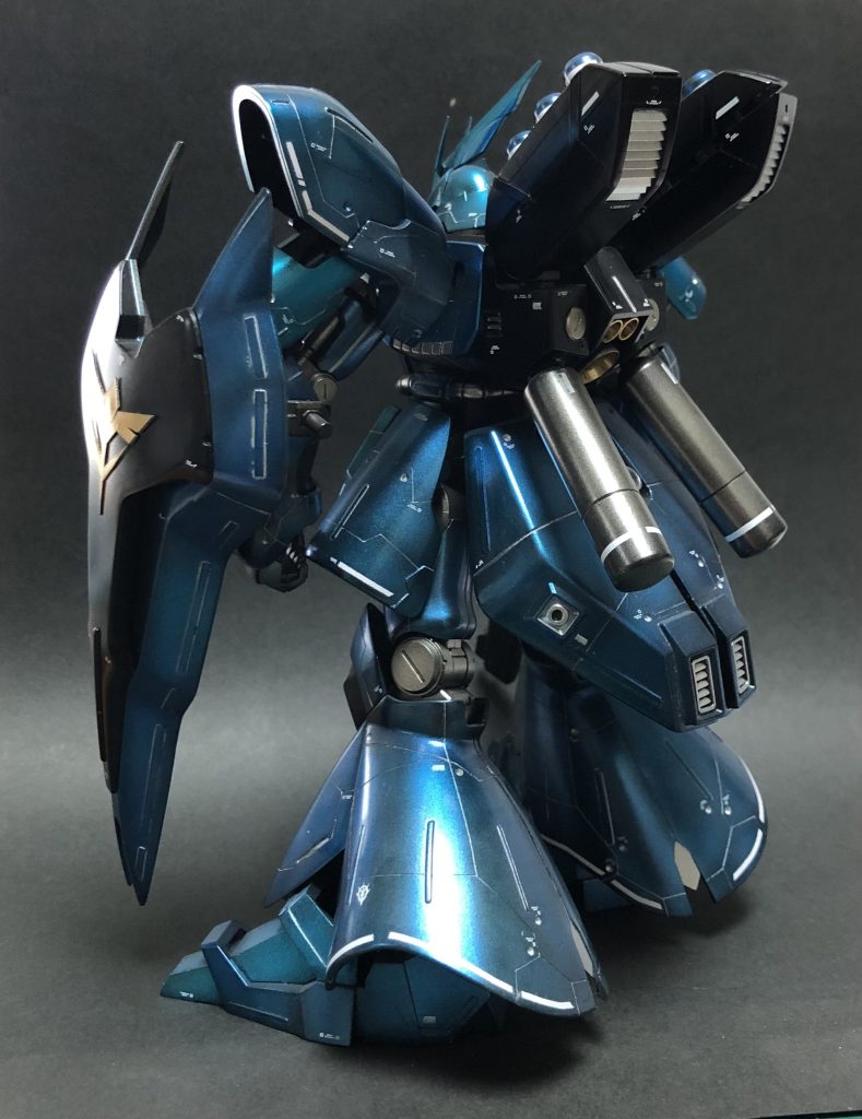 青い彗星–3枚目/制作者：匿名