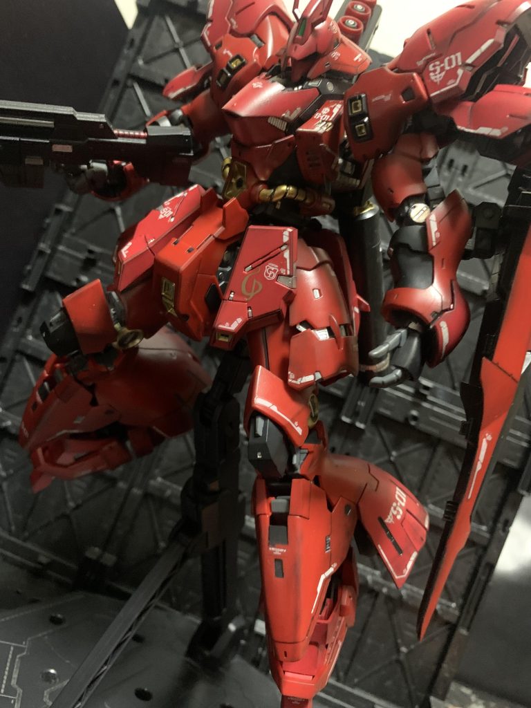 RG サザビー　成形色活かし部分塗装–2枚目/制作者：ツェペリ