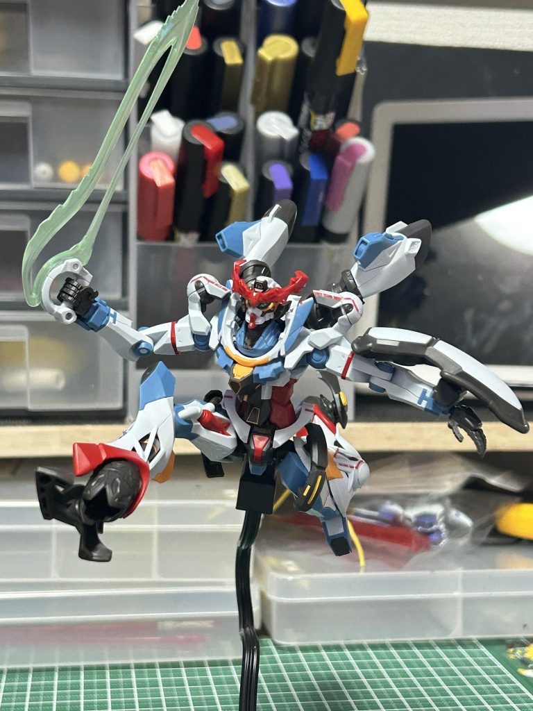 バンダイさんの最新技術凄いΣ( ºωº )HGなのに何この可動域？！( 'ω')ﾌｧｯ!?って一人でなってましたwww