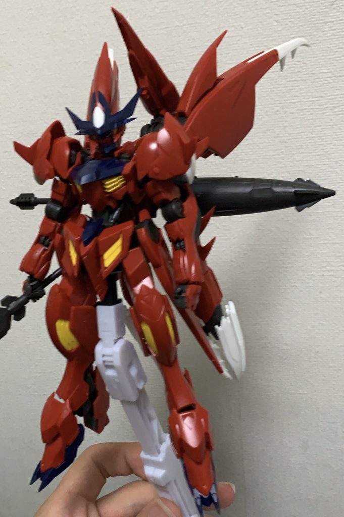 比較のための写真、ガンプラ自体の元カラーはこんな感じ