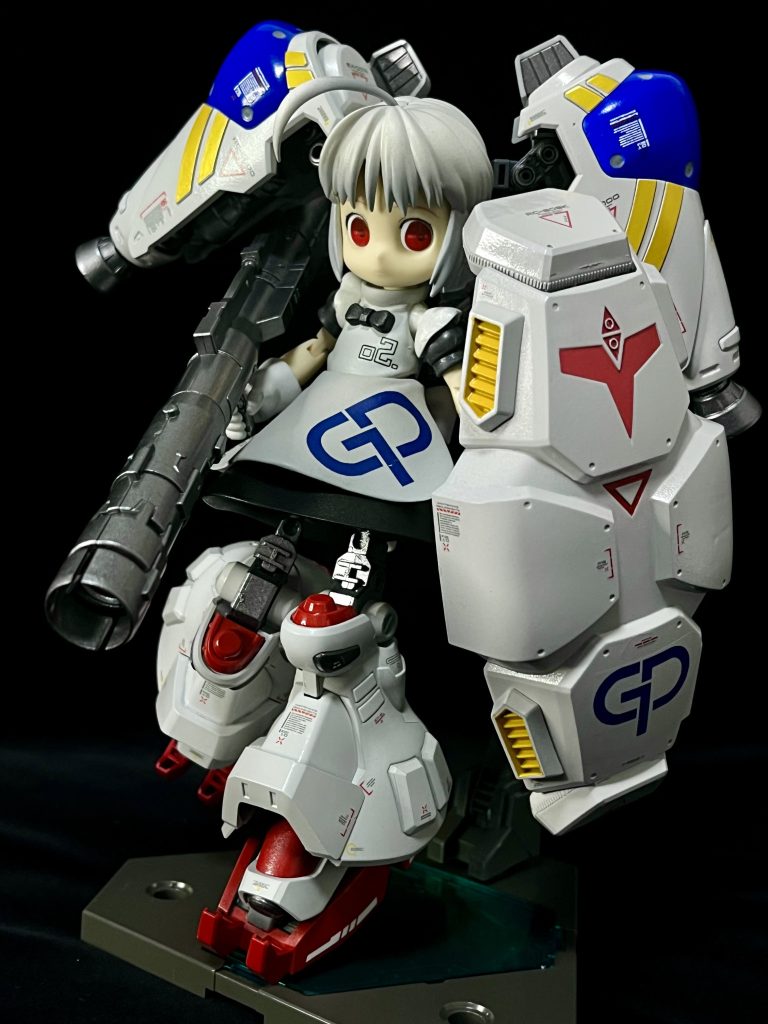 アトミックバズーカ!核…は流石に打てないので広範囲を氷結させる冷凍弾を発射(十二分に危険)