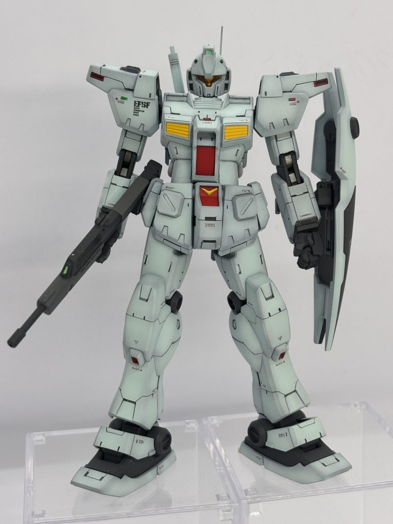 もう一丁、正面から。塗装はミリタリー感を出したかったので、久々にグラデーション塗装(簡易MAX塗り)にしました。