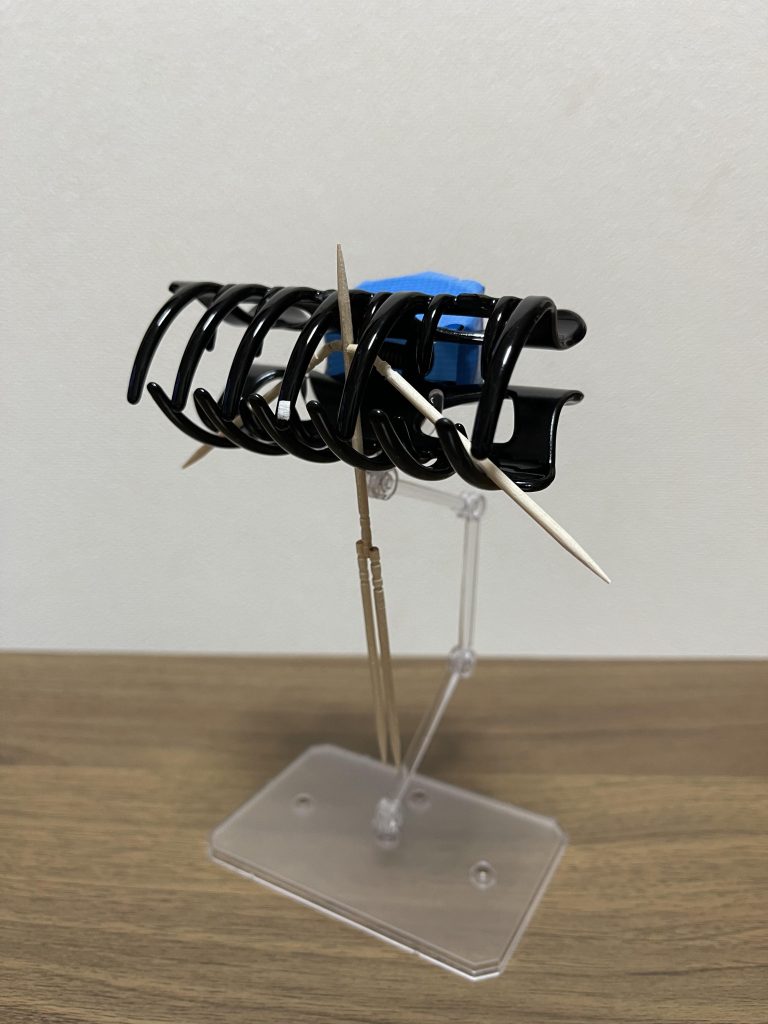 MA形態にも出来ます。はい、ネタ回です。時折来るしょうもないイメージを具現化してみましたw今回は以前行ったフラットの時のように低コスト製作になります。前回のように塗装までは今回はしませんでしたが、作成時間は大幅に短縮出来ましたw（5分） 