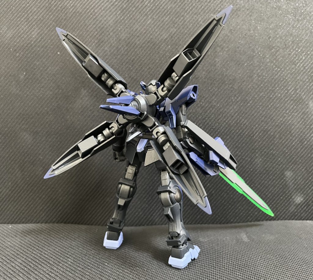 ガンダムアメイジングエクシア（海賊版）–3枚目/制作者：そこのMP