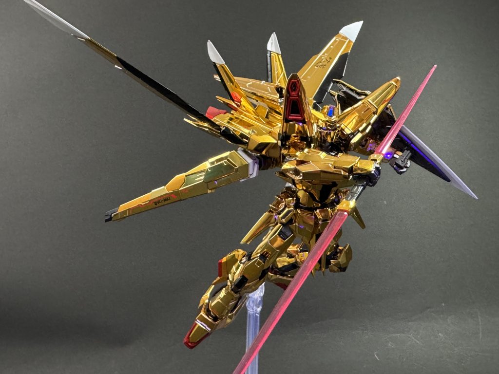 RG アカツキ–8枚目/制作者：KiFaran