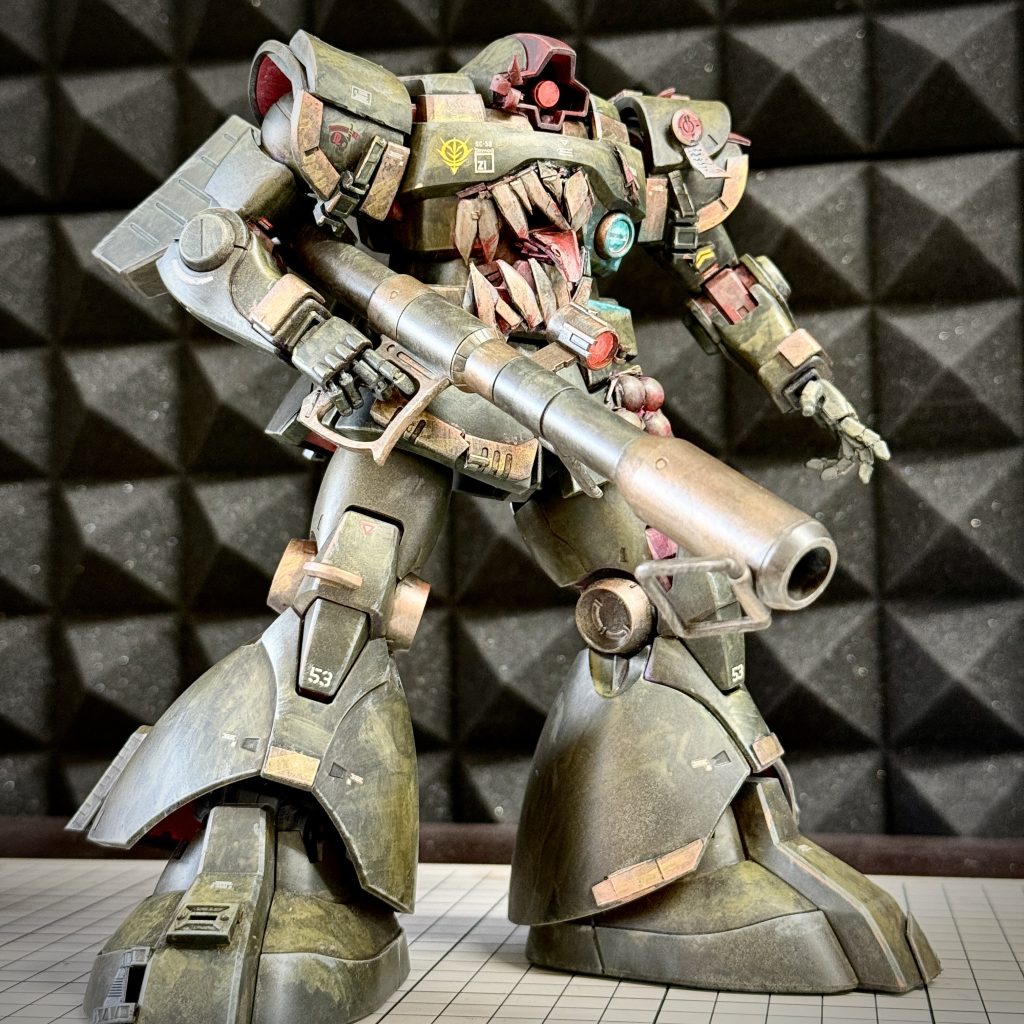 元々は、デスガードも作りたいし積んでいたドムも作りたい、でも時間がない!と悩んだ末に一緒くたにしようと思いついたのが原因ですが、ドムとデスガードは別々に作った方が絶対にラクだった、という気づきを得ました笑