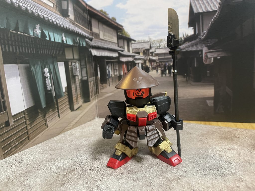 イメージとしては主の影として付き従う感じで