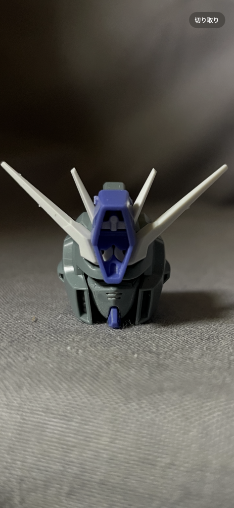 付属のダブルゼータの頭。コチラが僕的には好みすぎて、Var.kaのほうはこの頭を採用。FAZZというよりは、フルアーマーダブルゼータのFAZZカラー的なモノが出来る予定(笑)