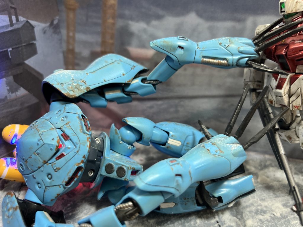 ジオラマほサイズはA4のダイソーフォトフレーム。完成して思いましたが場所とりますね。飾って置くほどのクオリティないのでスクラップ&ビルド運用になりそう。