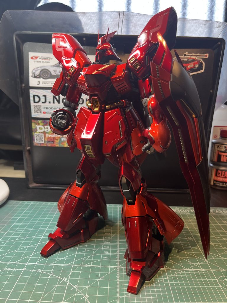 MG 1/100 サザビー