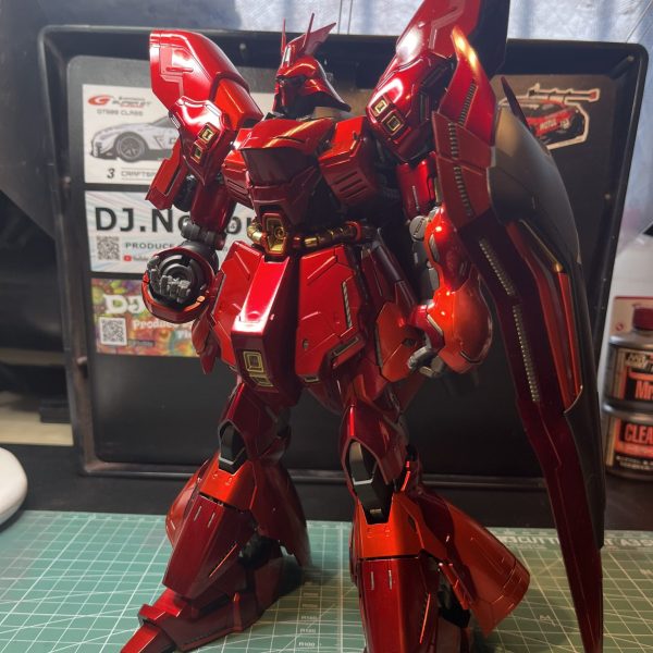 MG 1/100 サザビー