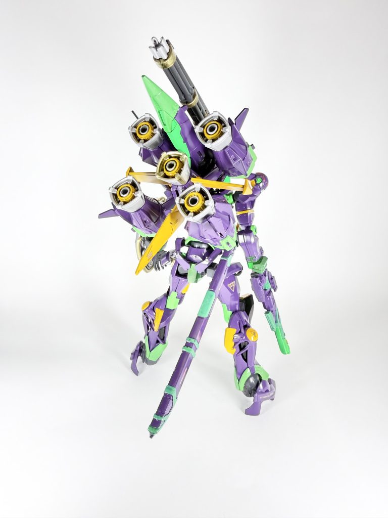 ガンバレルストライカー装備元々は買うつもりなかったんですが、ジークアクスの横に並んでるの見た途端、コレ合わせたらメチャクチャカッコいいんじゃね？となりまして…気づいたらレジに持って行ってました。。。ただ、本当にカッコよくなってくれたので満足です！！