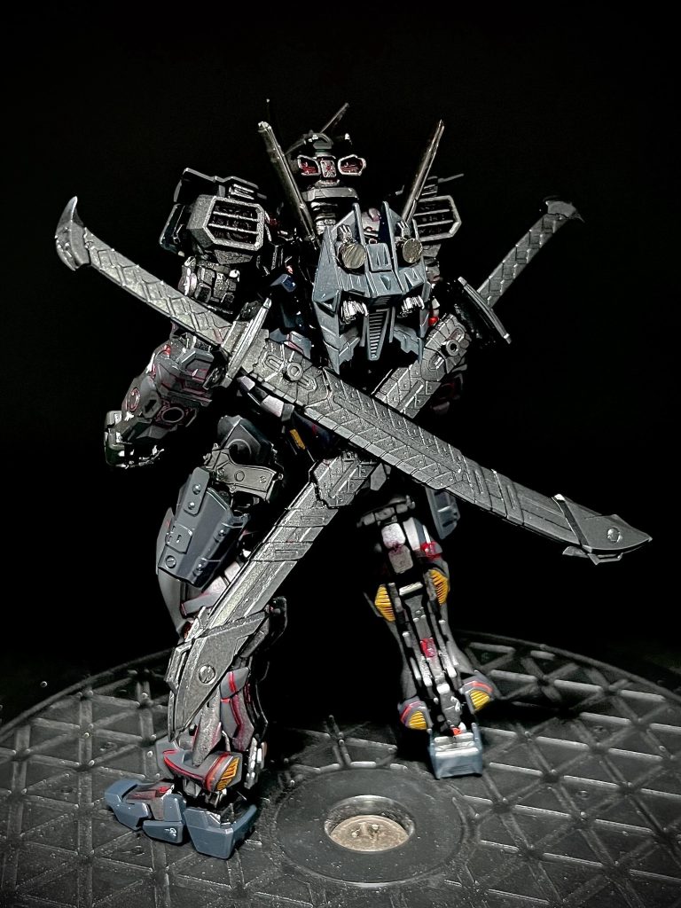 大昔に作ったレッドフレームから拝借して取り回しがいいように長さを詰めて二刀流に。。まぁニンジャですので🤩