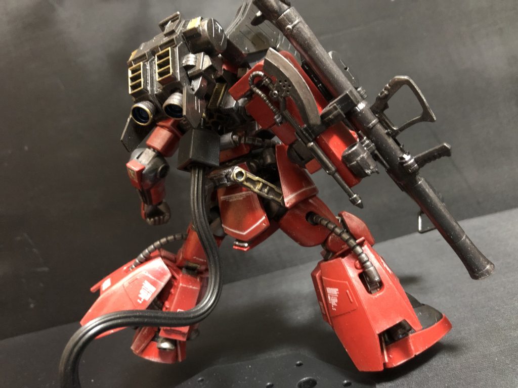 後ろから。やっぱりザクって良いですよね。