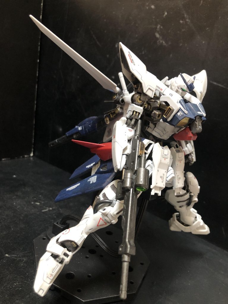 今や超レアキット。昔たまたま模型屋さんで普通に売ってたのを買ったのですが、当時もレア中のレア。今、中古価格を見たらとんでもない価格になってますよー。