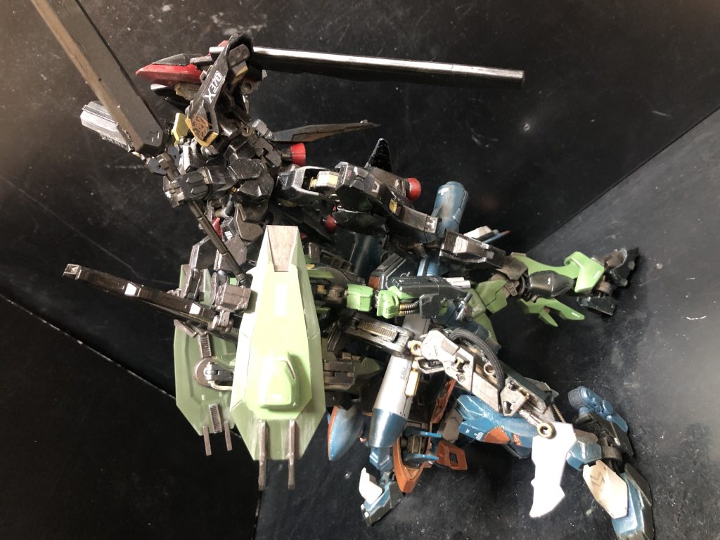 シャニ「は?なにコレ。」