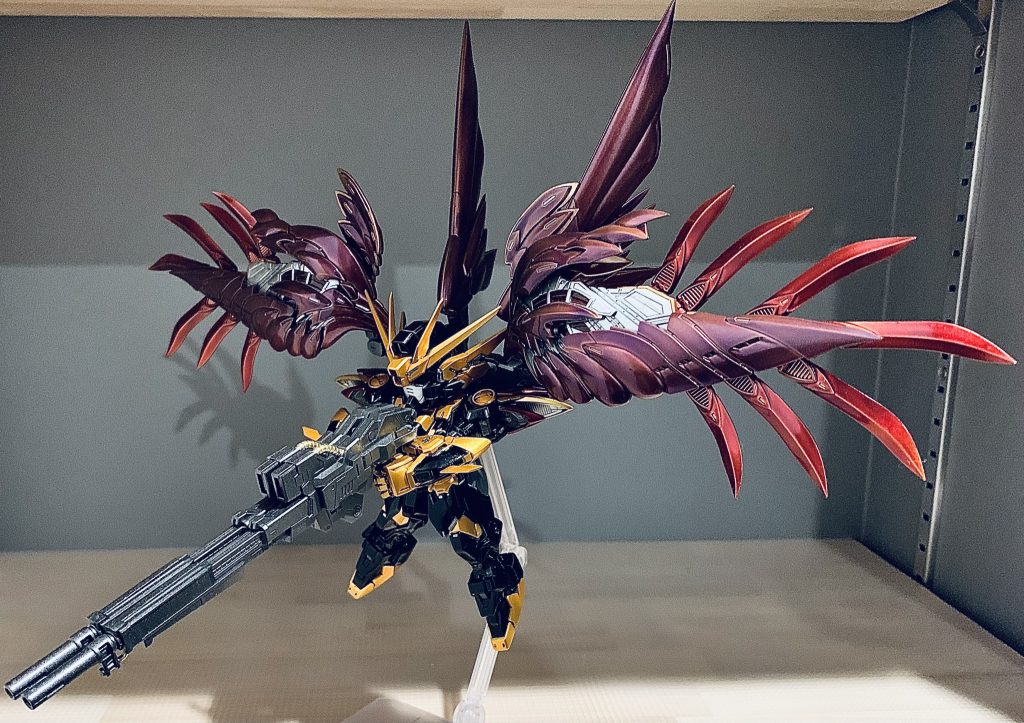 塗装を始めてからウイングゼロを手に入れたら絶対にリベリオンに塗ろうと思ってましたがRG、MGとなかなか手に入らない中運良くMGSDを手に入れられたのでと挑戦しました。