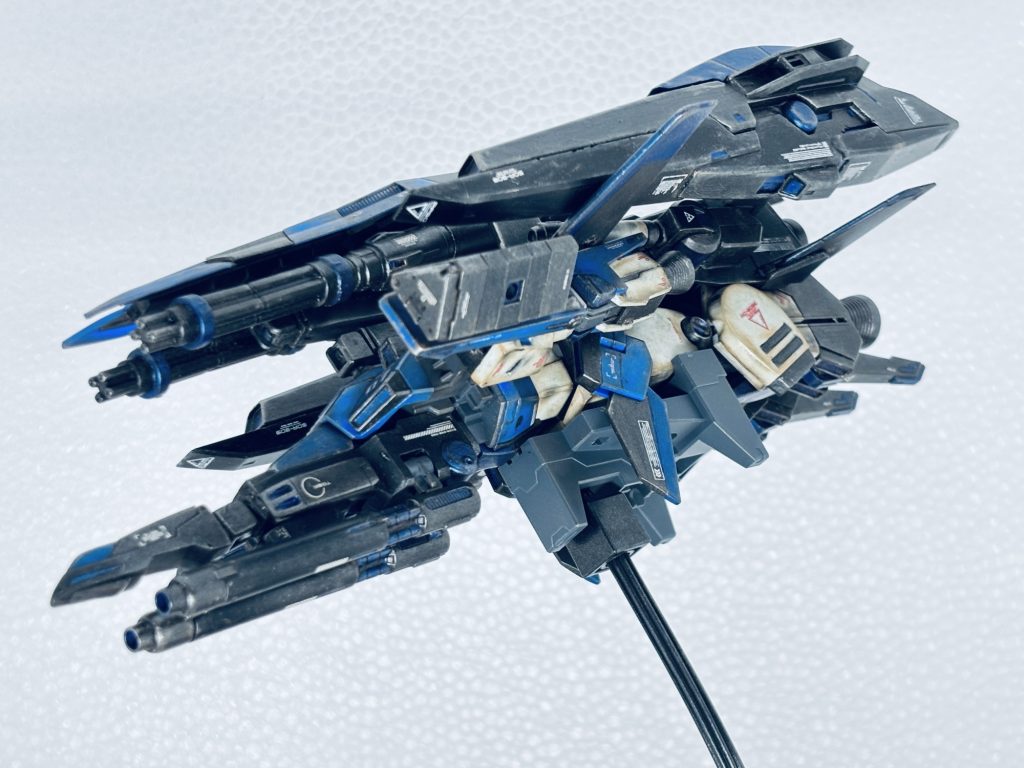 Gフォートレス追加装備品のシールドブースター（ガトリングガン装備）と大型プロペラントタンクブースターによって推進力並びに継続戦闘能力も向上、さらに前途装備には簡易Iフィールド発生機が設けられ、ビーム攻撃を無効化、合体変形時の攻撃にも対応、戦闘機形態でもかなりの戦果をあげることが可能とされている。 