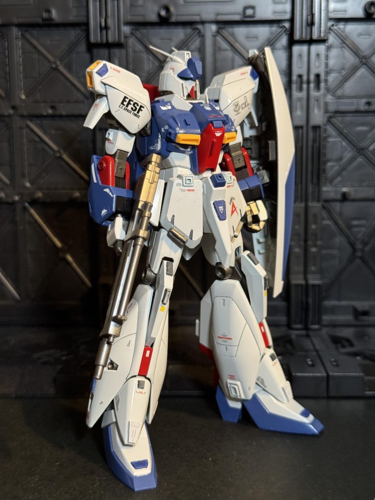 塗装メモ白外装　Gニュートラルグレー1青外装　Gブルーイッシュパープル赤　Fリッチレッド