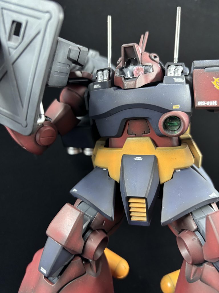 武器持ち寄り。