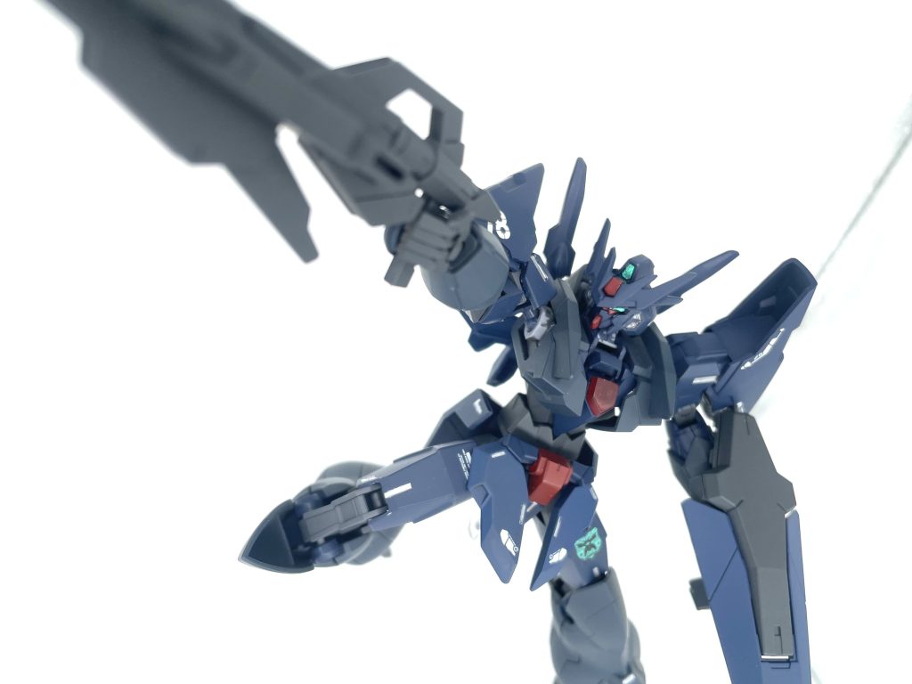 かつてクアドルンが住処にしていた旧ミラーグの山、現水上都市セグリの最奥の石板からデータを抜き出した……と、開発者であるスルトは主張しているが、原型機と細部が異なることから、何らかの虚飾が混じっているのではないかと、推測できる。