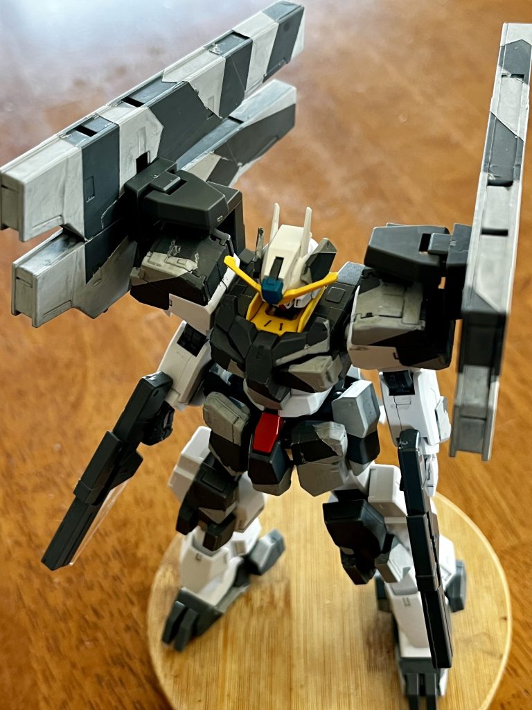 塗りが雑なのは大目に見てください (gundam-kao9)