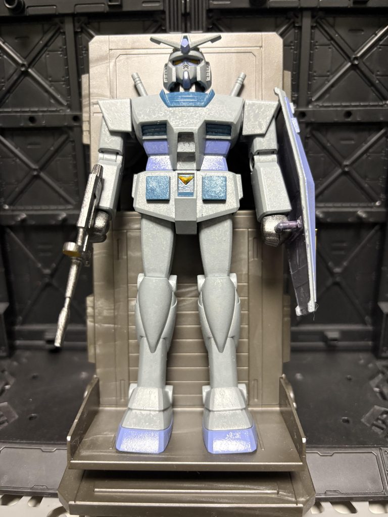 製作していくと本当に正面からは合わせ目が見えない感動でした。